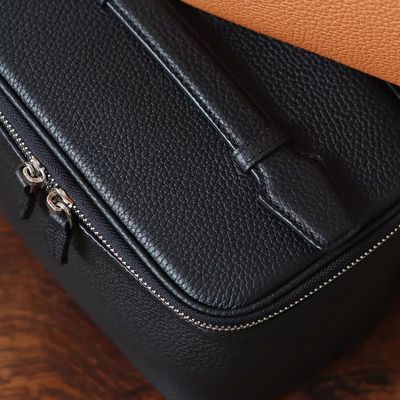 New Arrival Leather Makeup Bag Portable Large Capacity Professional Travel & Business Trip Handheld Cosmetic Storage Case